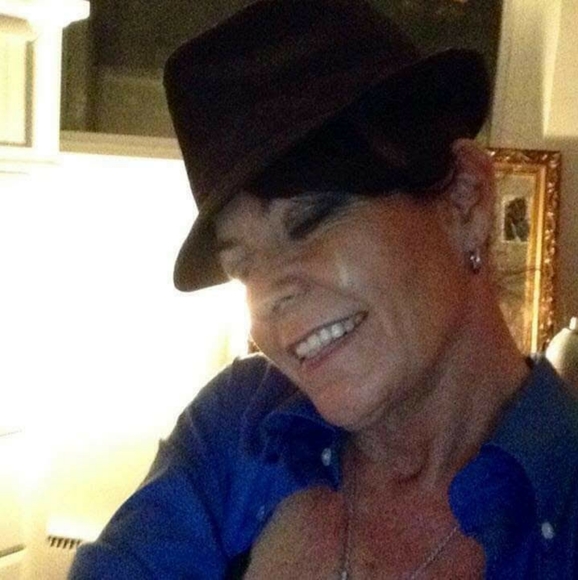 Meet your Posher, Tracey - Picture 2 of 3